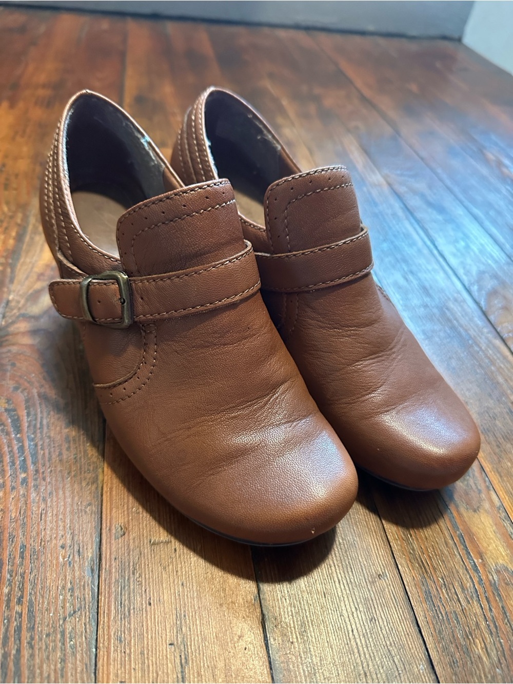 Bare Traps Brown Leather Mary Jane Inspired Slip On Shoes 7.5 / 8 Boho Western